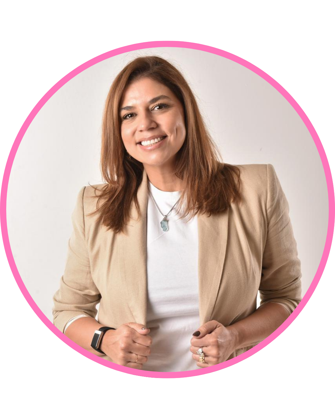 Es contadora, mentora de negocios conscientes y fundadora de su estudio contable integral, desde donde acompaña a empresas y emprendedores a ordenar, crecer y tomar decisiones con claridad.